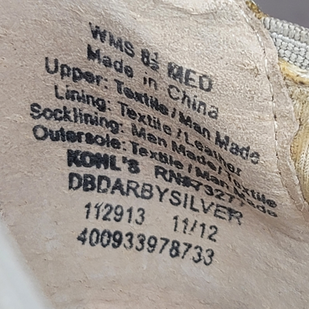Dana Buchman DB Darby Silver  Tan/Cream Fabric Silver Capped Toe Shoe Size 8.5M - Picture 11 of 11